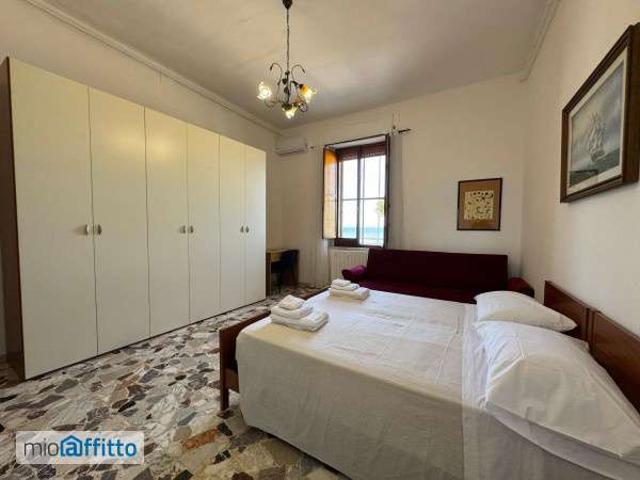 Appartamento arredato Lungomare, capocolonna
