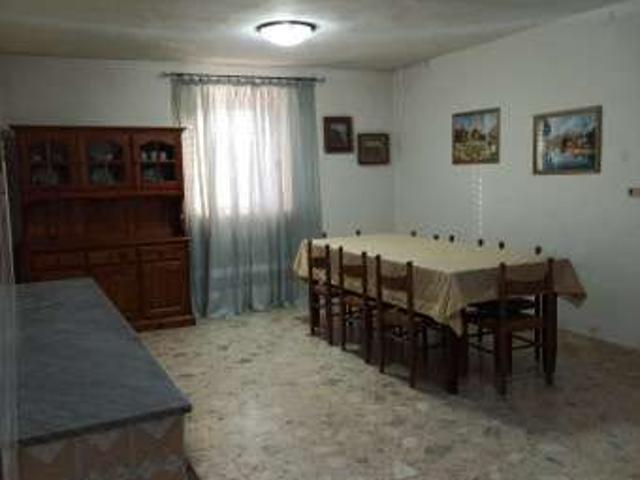 Appartamento arredato Massa