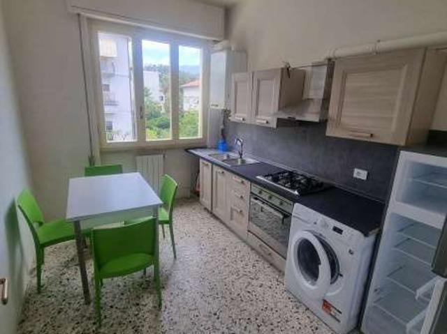 Appartamento arredato Massa
