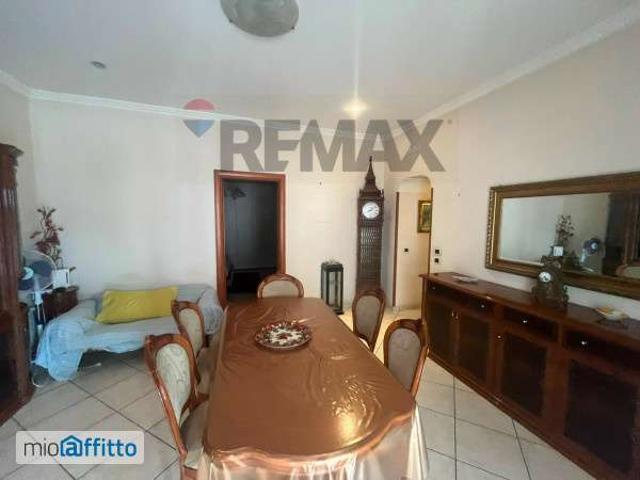 Appartamento arredato Mercato