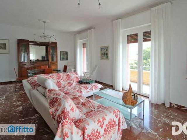 Appartamento arredato Nervi quinto al mare