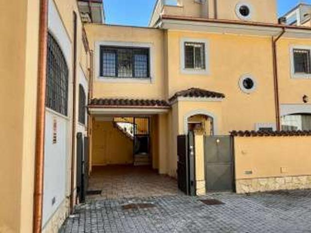 Appartamento arredato Settebagni, salaria
