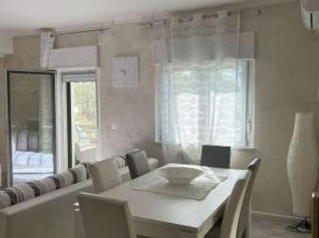 Appartamento arredato Squillace lido