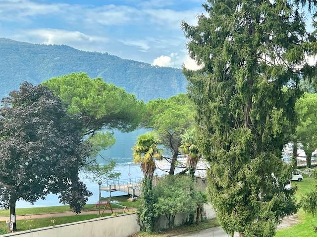 Appartamento arredato sul lago a Maroggia