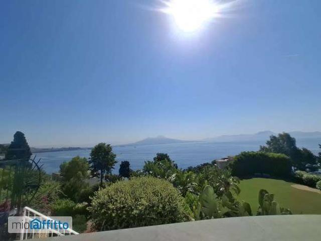 Appartamento arredato Posillipo