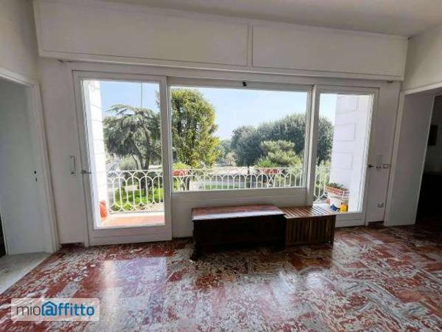 Appartamento arredato Posillipo