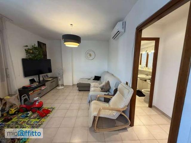 Appartamento arredato Trieste, salario