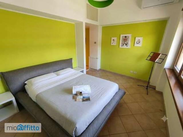 Appartamento arredata con terrazzo Ardeatino, colombo, garbatella