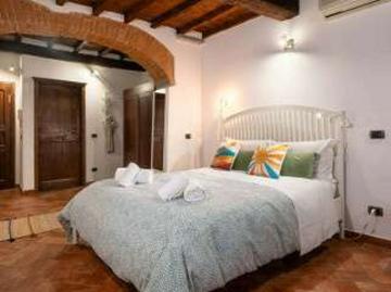 Appartamento arredata con terrazzo Centro storico
