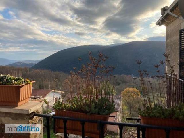 Appartamento arredata con terrazzo Colli A Volturno