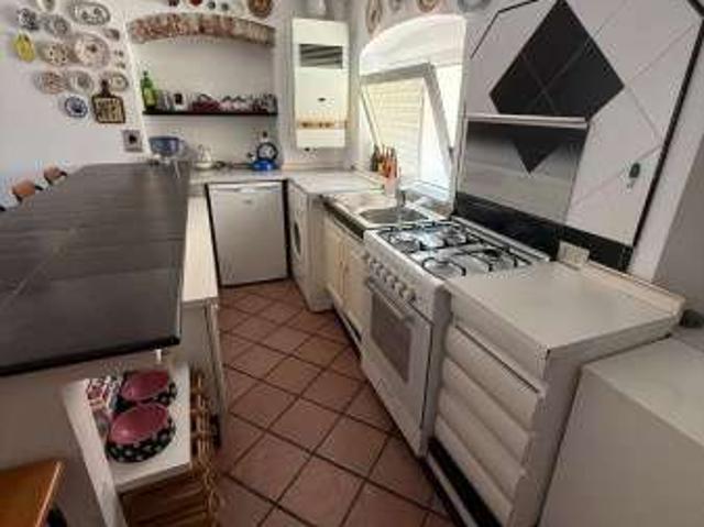 Appartamento arredata con terrazzo Lerici paese
