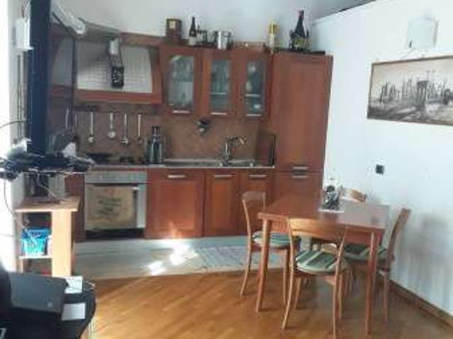 Appartamento arredata Chiaia