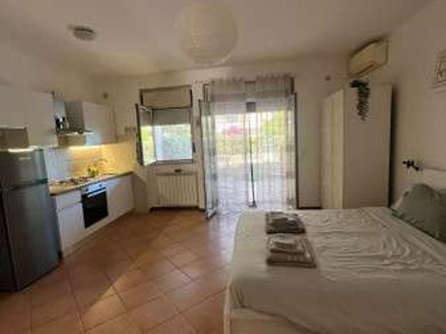 Appartamento arredata Latina