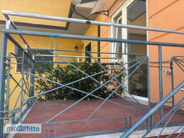 Appartamento arredata Massarosa paese