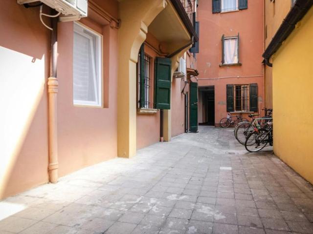 Appartamento Bologna Bologna 40126 DLS100717007