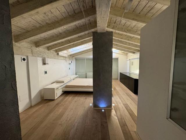 Appartamento Bilocale a Centro città, Brescia