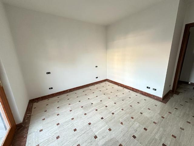Appartamento Bilocale a Marina Di Carrara, Carrara