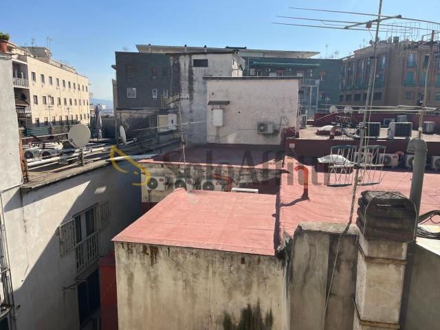 Appartamento Bilocale a Porto, Napoli