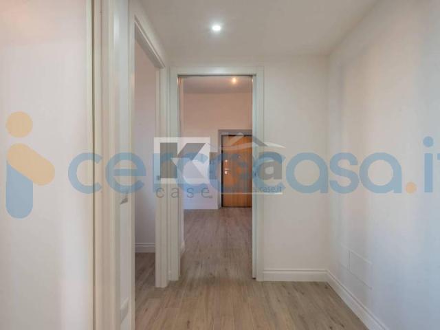 Appartamento Bilocale in ottime condizioni, in affitto in Via Del Prato 18, Roma