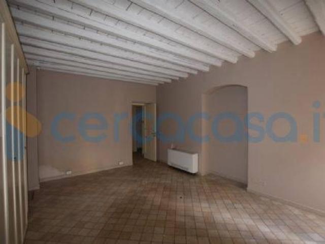 Appartamento Bilocale in ottime condizioni, in affitto in Via Dell'incoronazione 1, Palermo