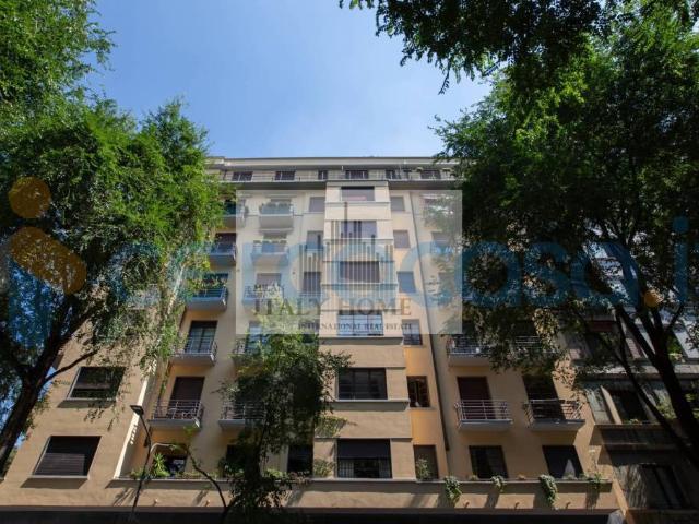 Appartamento Bilocale in ottime condizioni, in affitto in Via Leone Pancaldo, Milano
