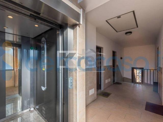 Appartamento Bilocale in ottime condizioni, in affitto in Via Lucrezia Romana 20/b, Ciampino