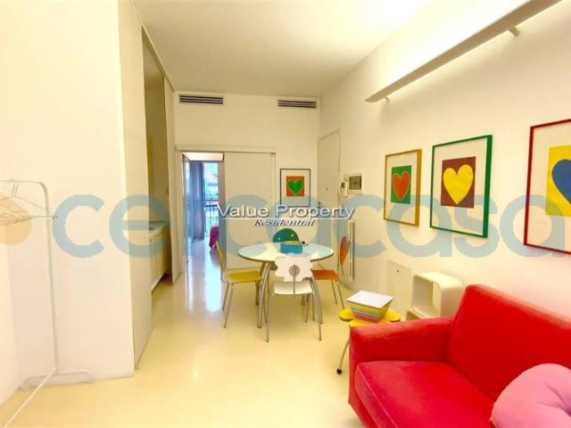 Appartamento Bilocale in ottime condizioni, in affitto in Via Maroncelli 5, Milano