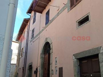 Appartamento da ristrutturare a Riofreddo