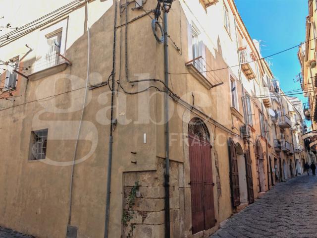 Appartamento da ristrutturare a Venafro