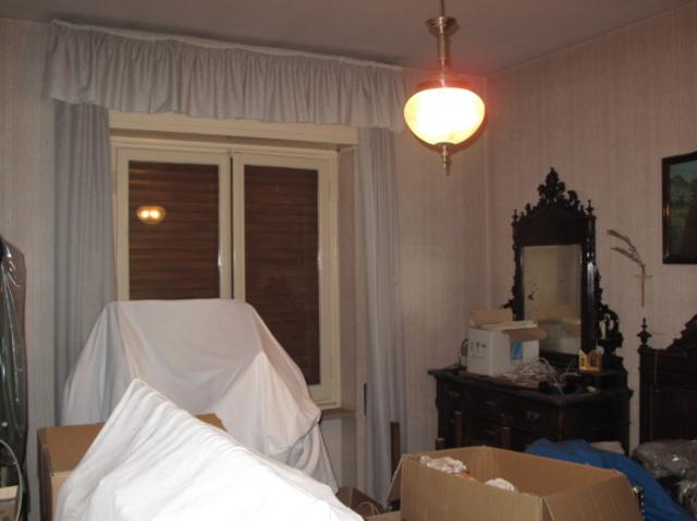 Appartamento da ristrutturare in via fratelli canepa 48b, Serra Riccò