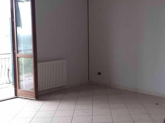 Appartamento da ristrutturare in strada selva 4, Villalvernia