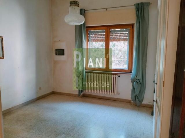 Appartamento da ristrutturare, Livorno ardenza