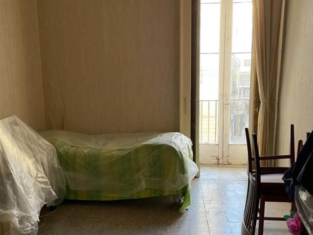 Appartamento da ristrutturare, quarto piano, Chiaia, Napoli