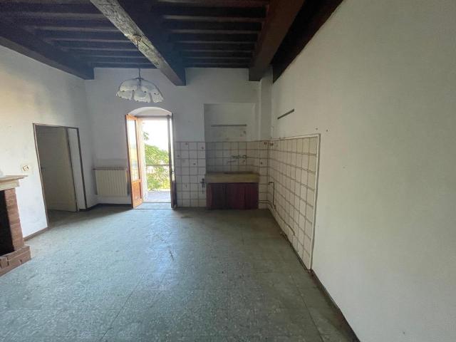 Appartamento da ristrutturare, Sovicille rosia