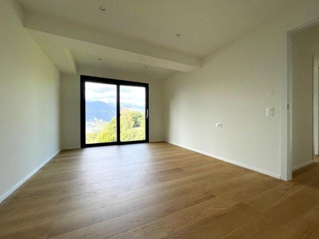 APPARTAMENTO DI 3.5 LOCALI CON MERAVIGLIOSA VISTA PANORAMICA