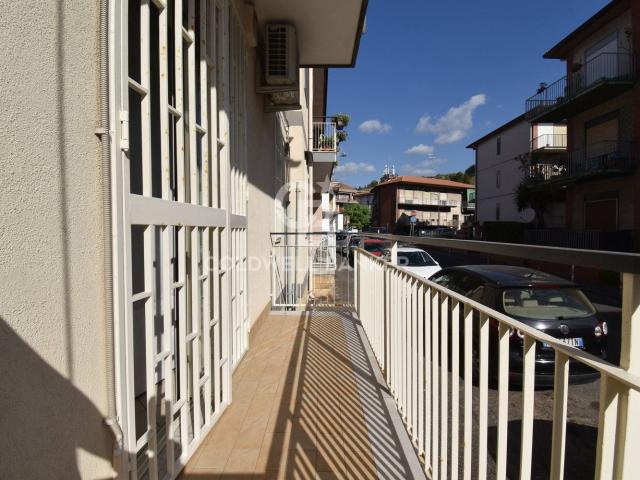 Appartamento di 110 mq a Aci Castello