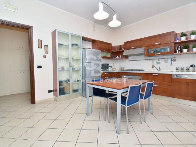 Appartamento di 110 mq a Aci Castello