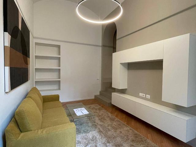 Appartamento di 125 mq in Affitto a € 1.700