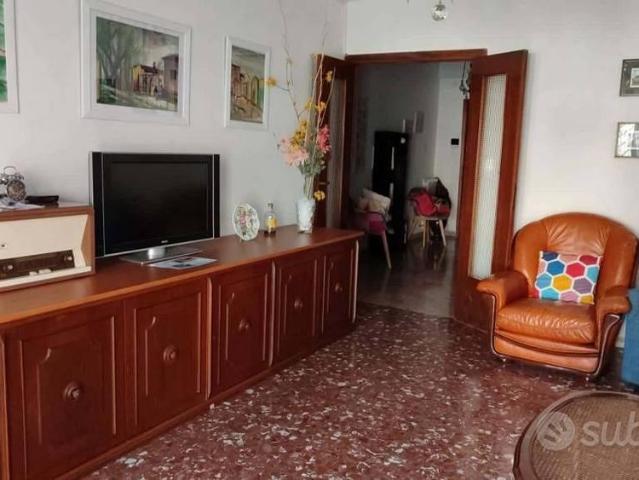 Appartamento di 120 m² con 3 locali a Roma