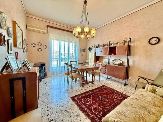 Appartamento di 130 m² con 4 locali a Catania
