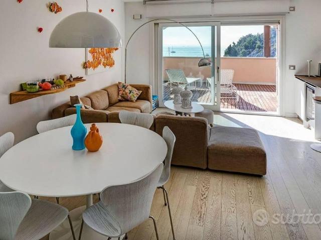 Appartamento di 152 m² con 5 locali e box auto dop