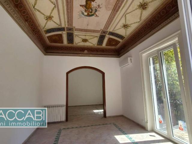 Appartamento di 185 mq a Palermo