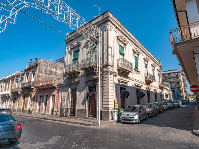 Appartamento di 200 mq a Riposto