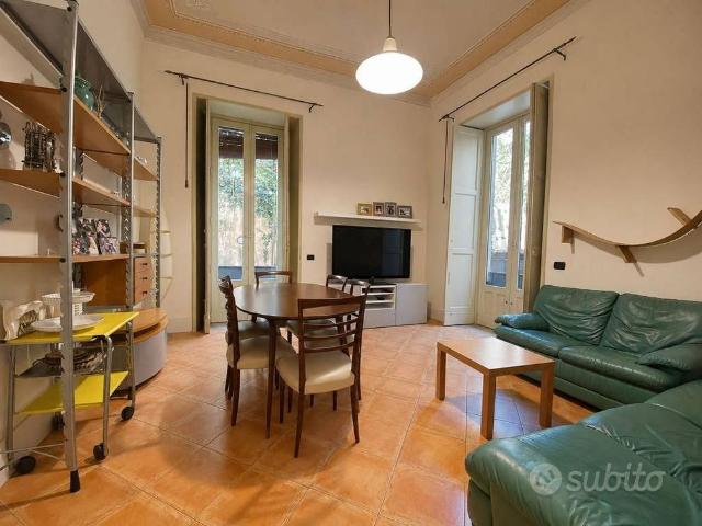 Appartamento di 210 m² con più di 5 locali a Catan