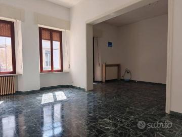 Appartamento di 221 m² con più di 5 locali a Veron