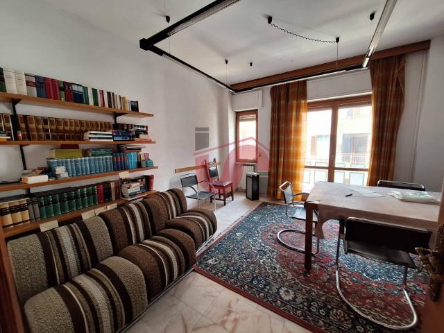 Appartamento di 264 mq a Benevento