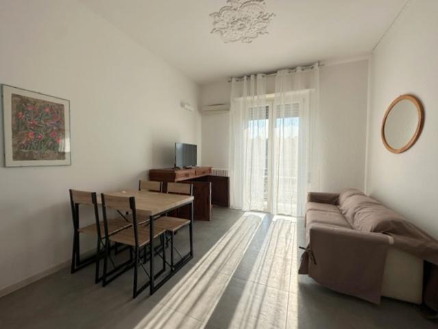 APPARTAMENTO di 4 vani e di 120 mq CASTEL SAN GIOVANNI CASTEL SAN GIOVANNI rif. JCG_1