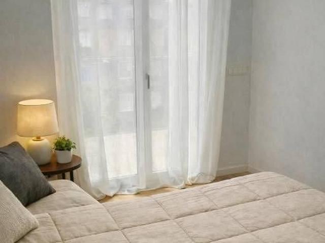 Appartamento di 58 m² con 2 locali e box auto a Mi