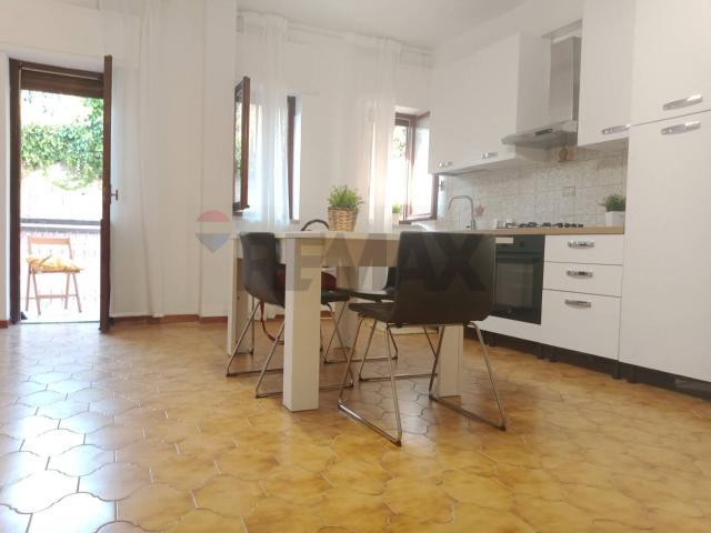 Appartamento di 60 mq a Aci Castello