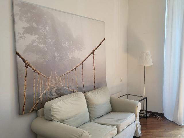 APPARTAMENTO di 6 vani e di 80 mq GENOVA CENTRO rif. 0931